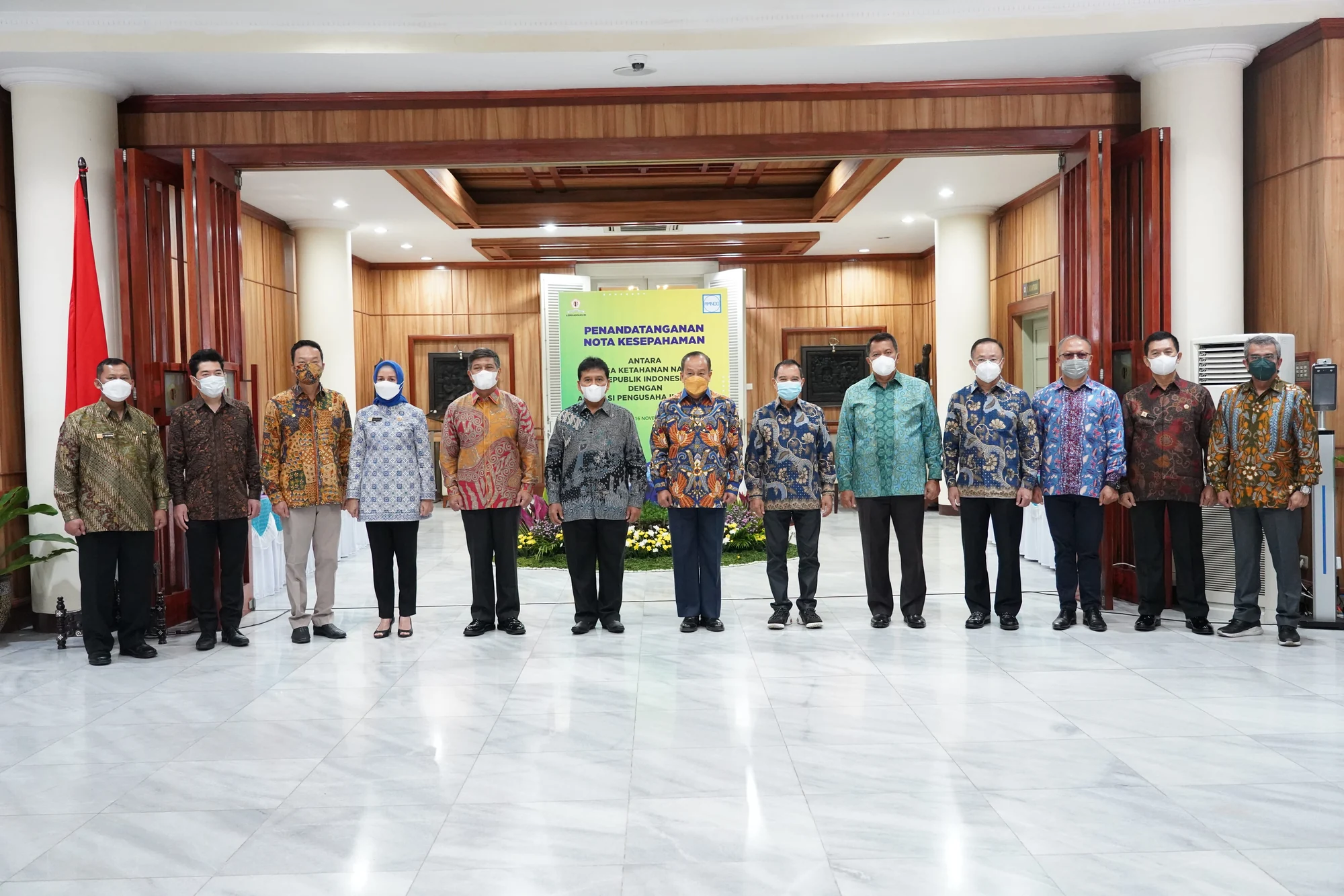 LAPORAN TAHUNAN APINDO Provinsi Banten 2021